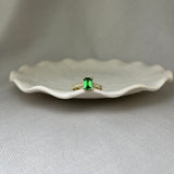 18ct Yellow Gold Tsavorite Garnet Diamond Solitaire Sparkle Shoulder Ring