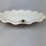 18ct Yellow Gold Green Sapphire Solitaire Celtic Trinity Knot Shoulder Ring