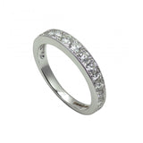 Vintage Design Platinum Graduated Diamond Band Ring