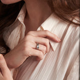 9ct White Gold Russian Twist Crossover Ring